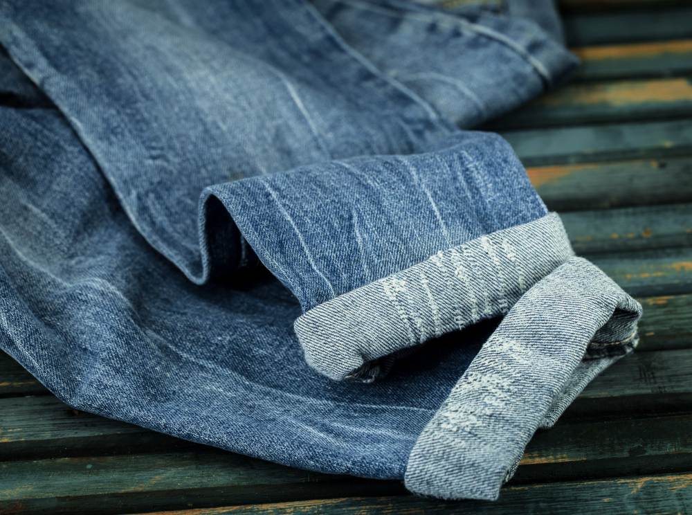 Different jean hem styles displayed for hemming inspiration
